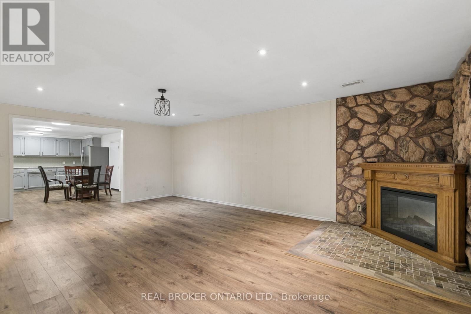 54 Hampton Place, Kitchener, Ontario  N2B 2S3 - Photo 32 - X13842974