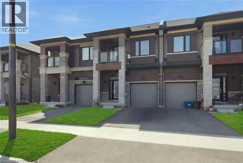 19 BOWERY Road, Brantford, Ontario