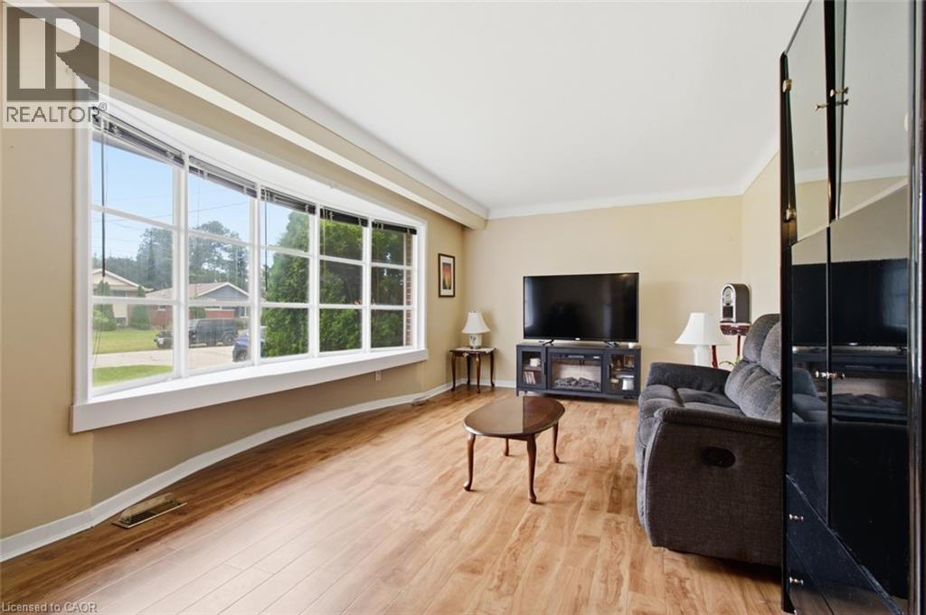 4381 Jackson Street, Beamsville, Ontario  L3J 0N9 - Photo 4 - 40845402