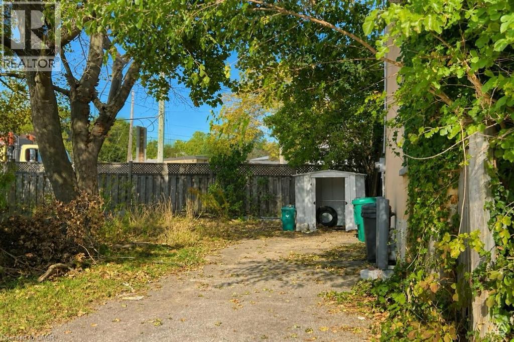 199 St Andrews Street, Cambridge, Ontario  N1S 1N4 - Photo 2 - 40865469