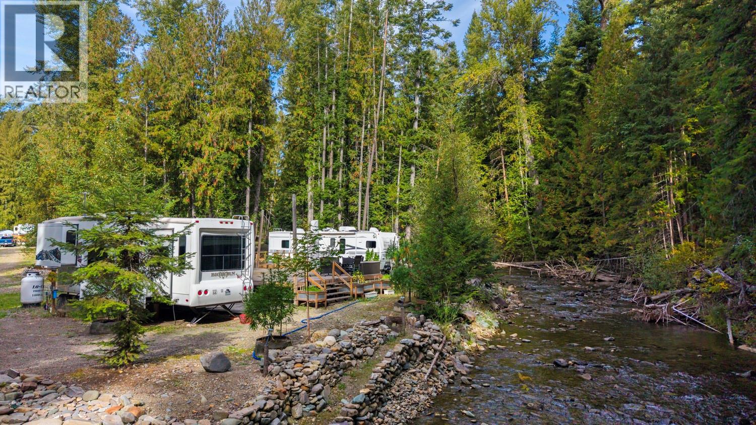 4529 Highway 3, Arrow Creek, British Columbia  V0B 1G9 - Photo 15 - 10402104