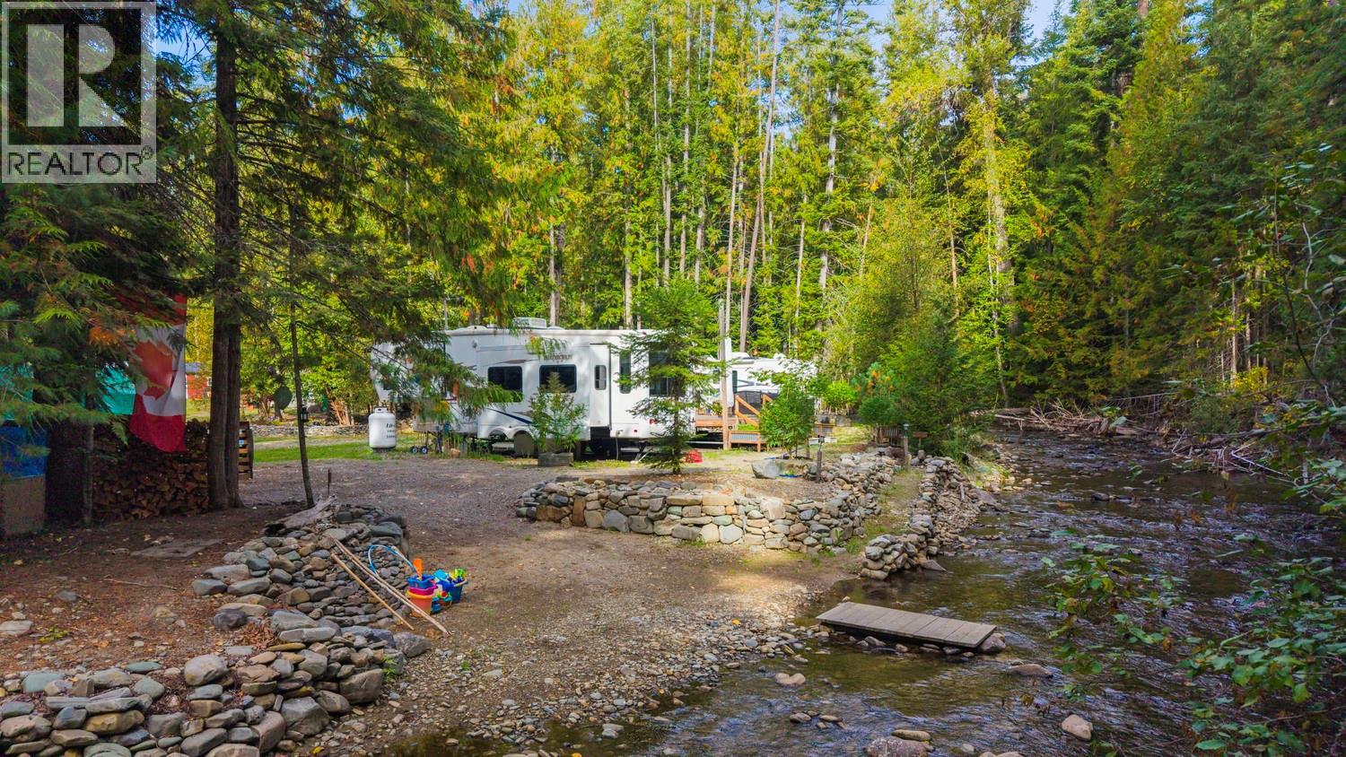 4529 Highway 3, Arrow Creek, British Columbia  V0B 1G9 - Photo 18 - 10402104