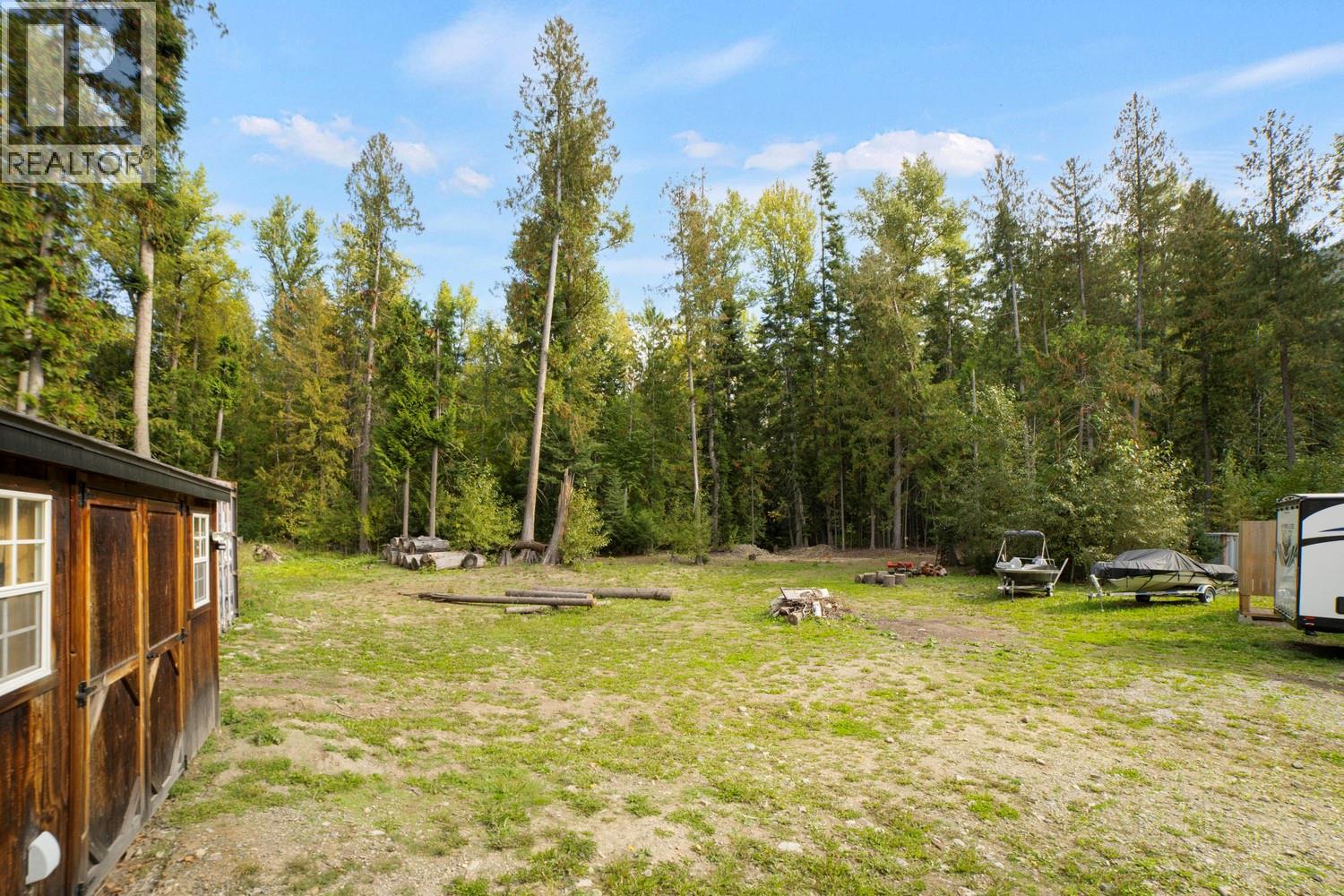 4529 Highway 3, Arrow Creek, British Columbia  V0B 1G9 - Photo 5 - 10402104