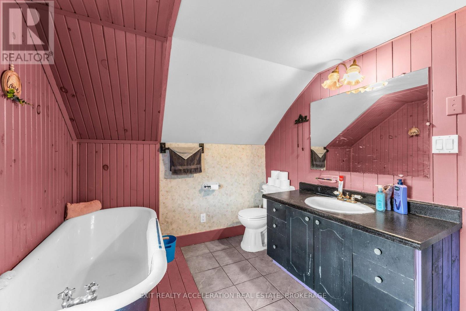 1696 Storey Street, Greater Napanee, Ontario  K0H 1G0 - Photo 32 - X13843108