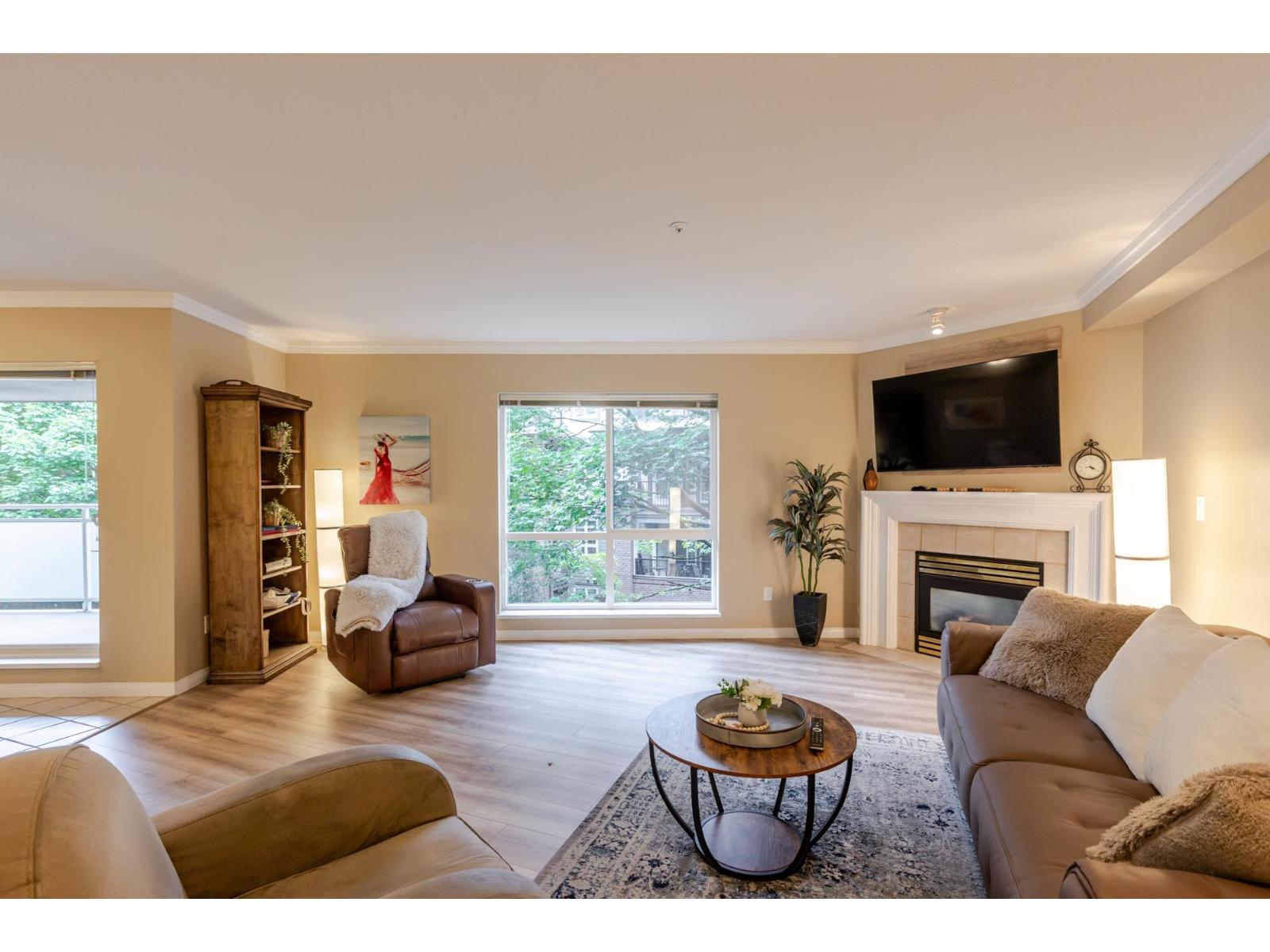 210 15150 29a Avenue, Surrey, British Columbia  V4P 3B1 - Photo 7 - R3152037