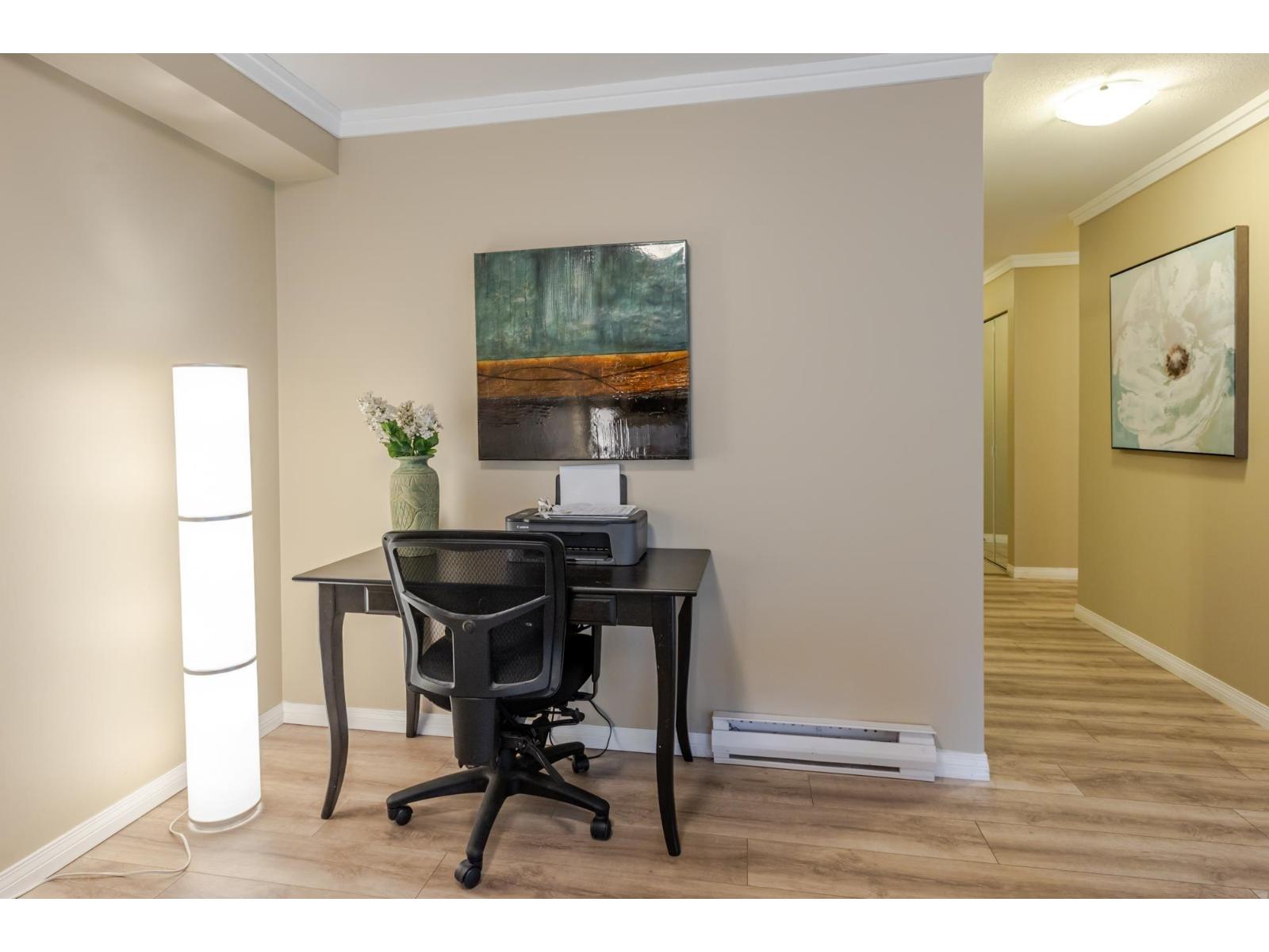 210 15150 29a Avenue, Surrey, British Columbia  V4P 3B1 - Photo 12 - R3152037