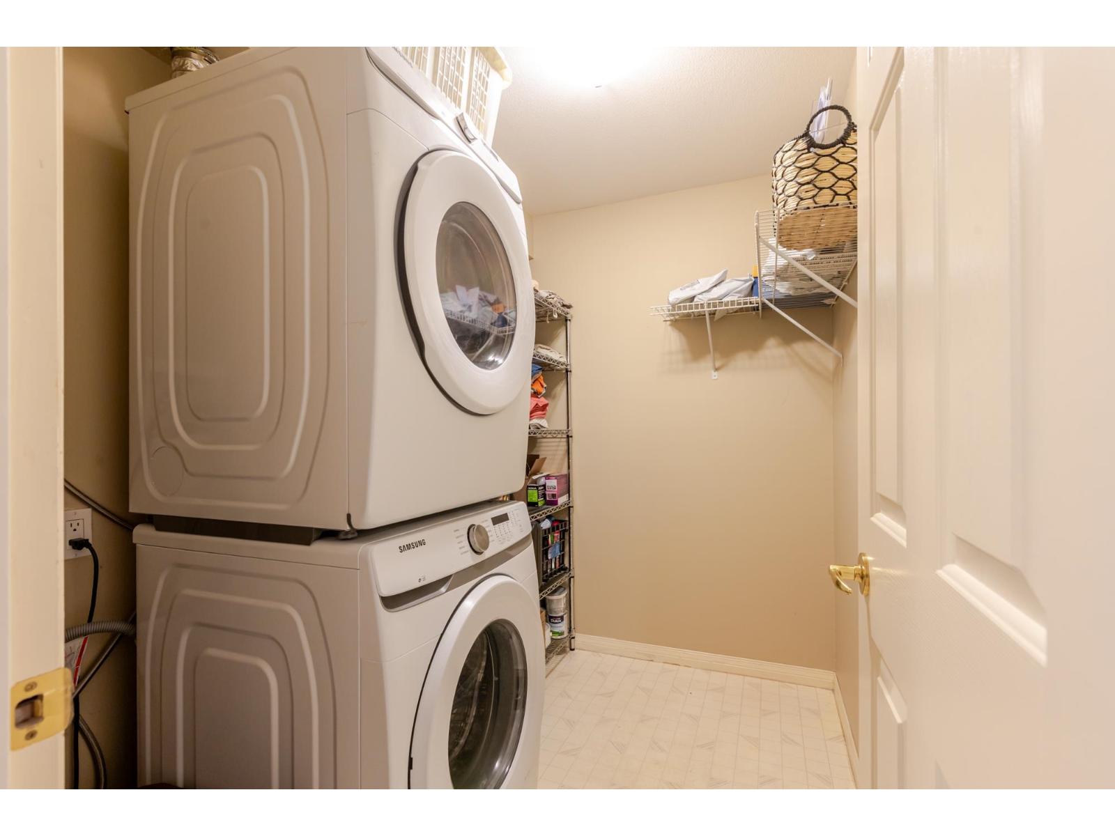 210 15150 29a Avenue, Surrey, British Columbia  V4P 3B1 - Photo 39 - R3152037