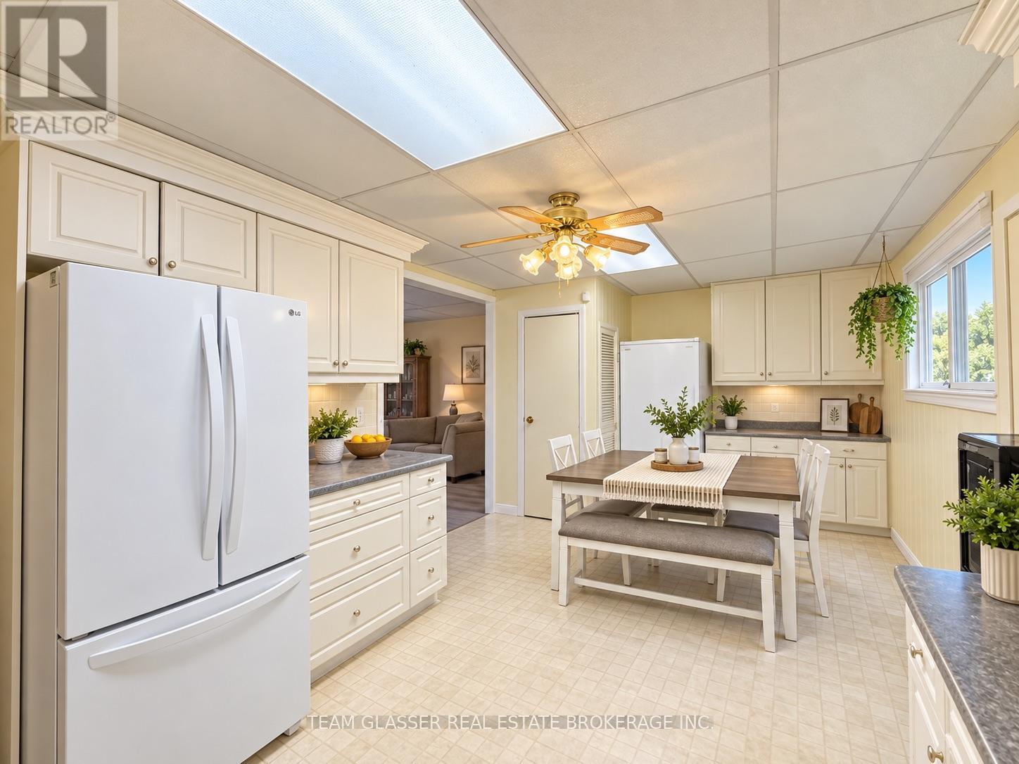23014 Springwell Road, Strathroy-Caradoc, Ontario  N0L 1W0 - Photo 14 - X13843004