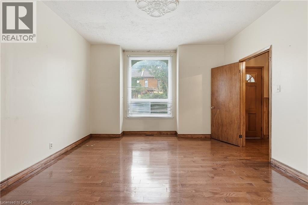 172 Market Street, Hamilton, Ontario  L8R 1N9 - Photo 5 - 40865951