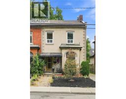 172 MARKET Street, Hamilton, Ontario