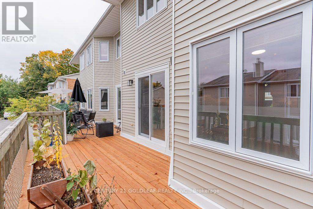 1137 Chimney Hill Way, Ottawa, Ontario  K1J 8Z7 - Photo 11 - X13843022