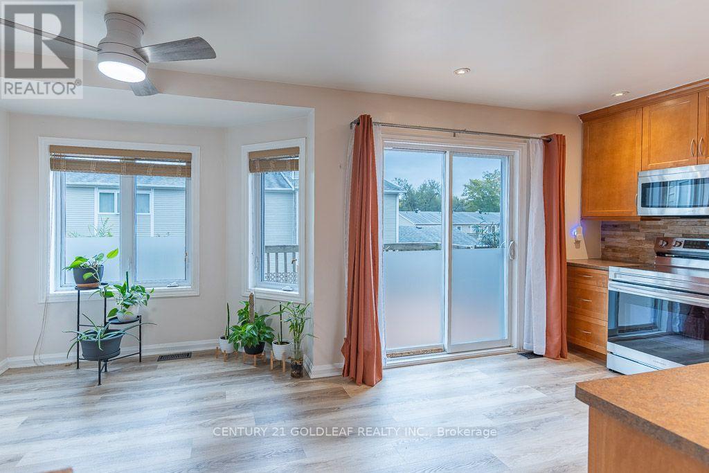 1137 Chimney Hill Way, Ottawa, Ontario  K1J 8Z7 - Photo 5 - X13843022