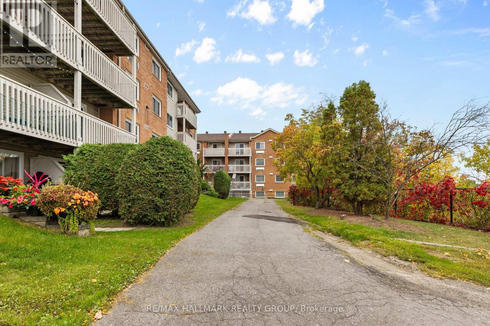 306 - 345 Centrum Boulevard, Ottawa, Ontario  K1E 3W9 - Photo 2 - X13843100
