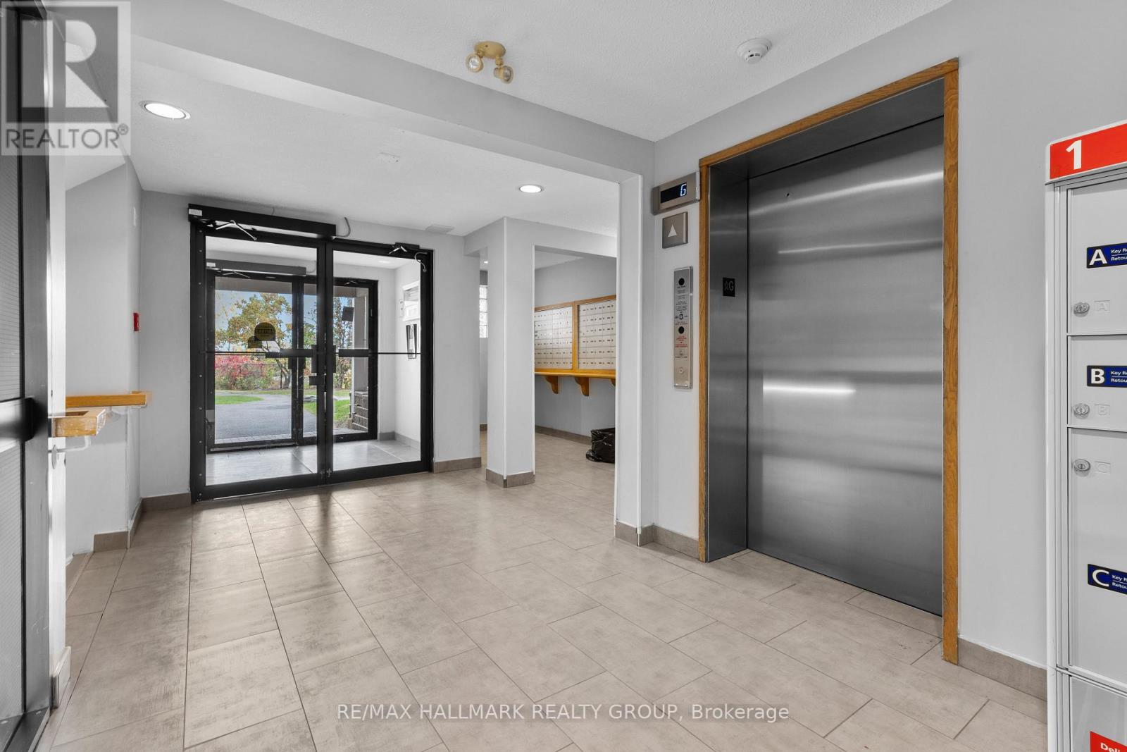 306 - 345 Centrum Boulevard, Ottawa, Ontario  K1E 3W9 - Photo 3 - X13843100