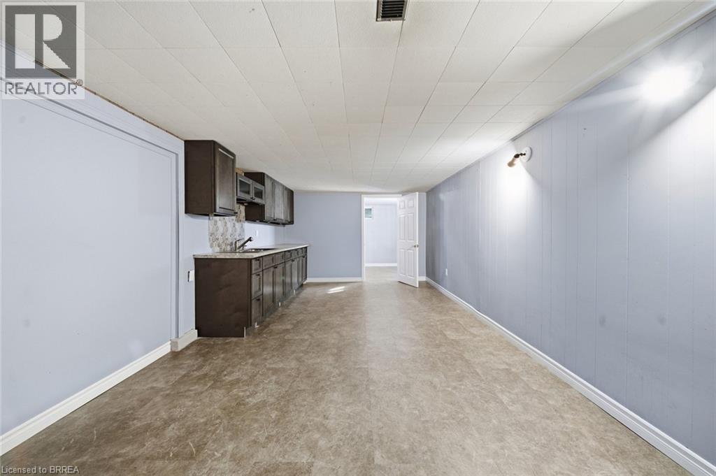 146 Superior Street, Brantford, Ontario  N3S 2L4 - Photo 22 - 40866278
