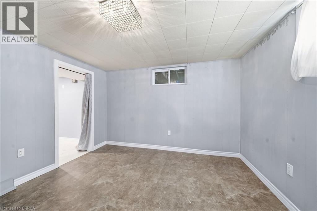 146 Superior Street, Brantford, Ontario  N3S 2L4 - Photo 24 - 40866278