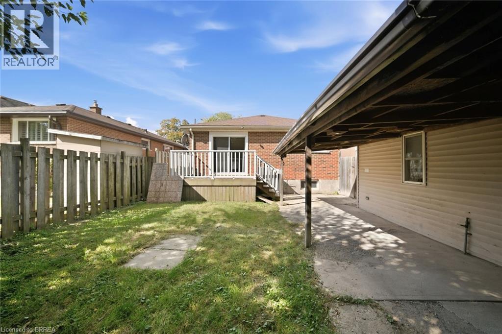 146 Superior Street, Brantford, Ontario  N3S 2L4 - Photo 34 - 40866278