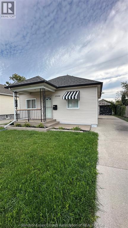 1044 REEDMERE ROAD, Windsor, Ontario