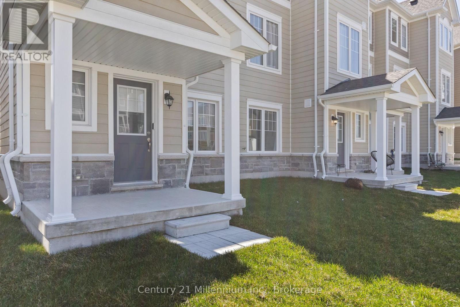 93 Surf Drive, Wasaga Beach, Ontario  L9Z 0L2 - Photo 3 - S13843032