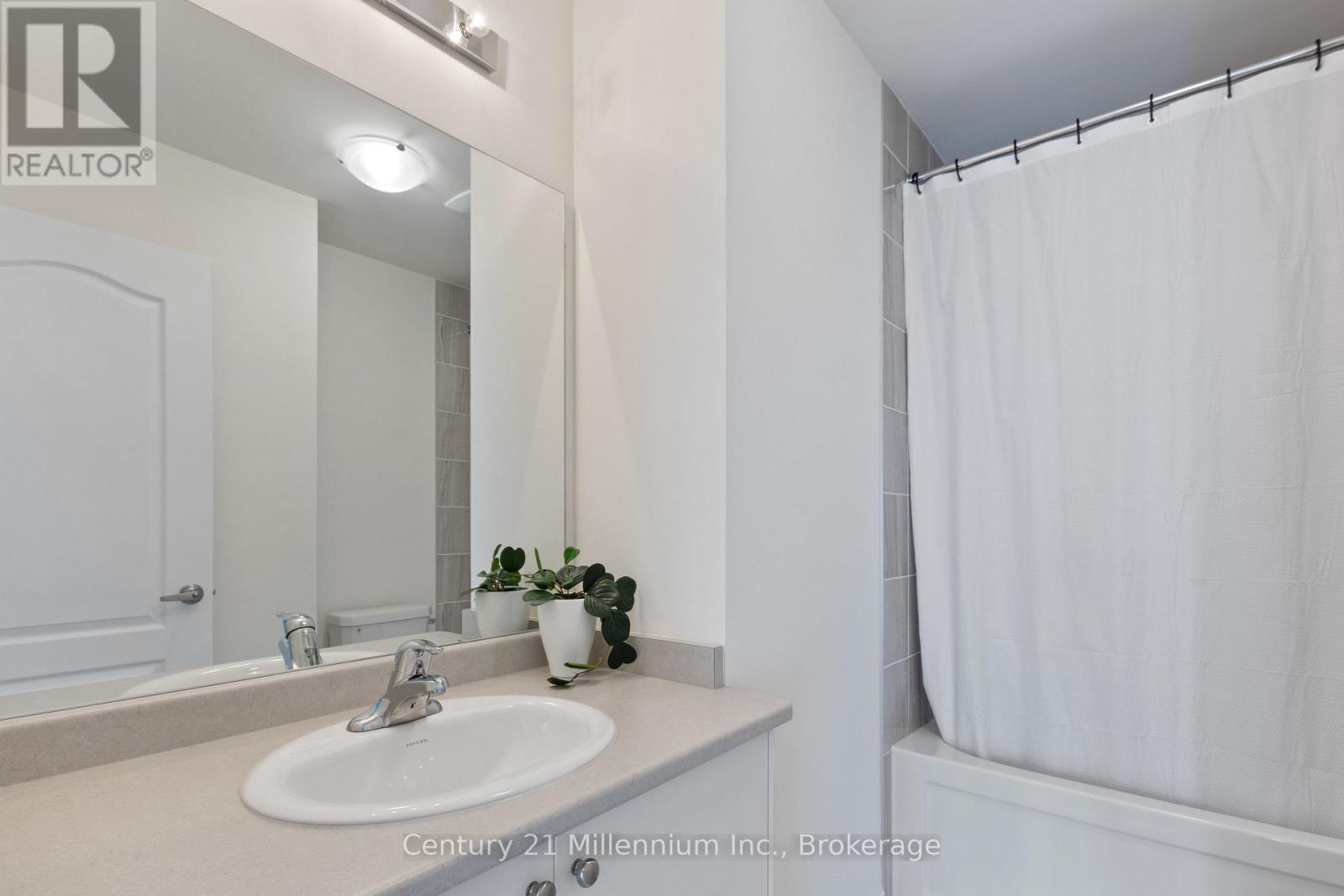 93 Surf Drive, Wasaga Beach, Ontario  L9Z 0L2 - Photo 39 - S13843032