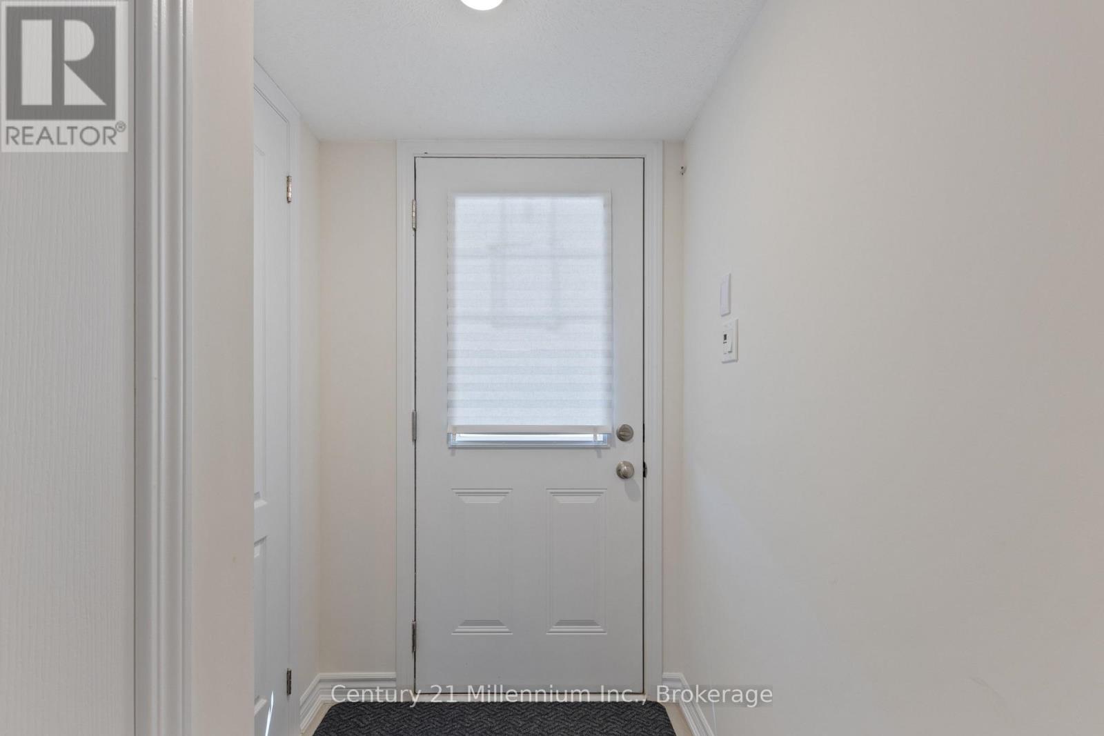 93 Surf Drive, Wasaga Beach, Ontario  L9Z 0L2 - Photo 6 - S13843032