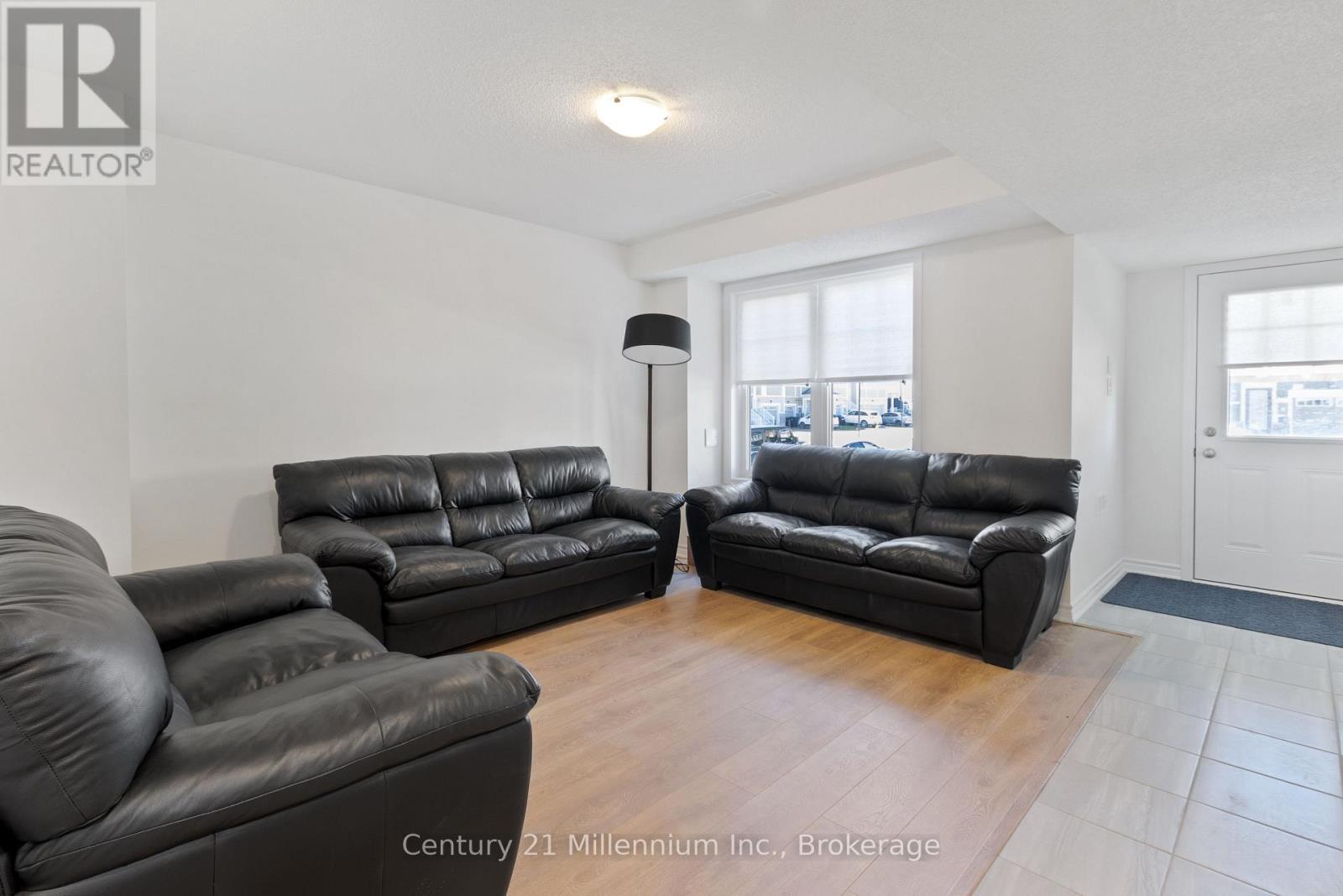 93 Surf Drive, Wasaga Beach, Ontario  L9Z 0L2 - Photo 9 - S13843032