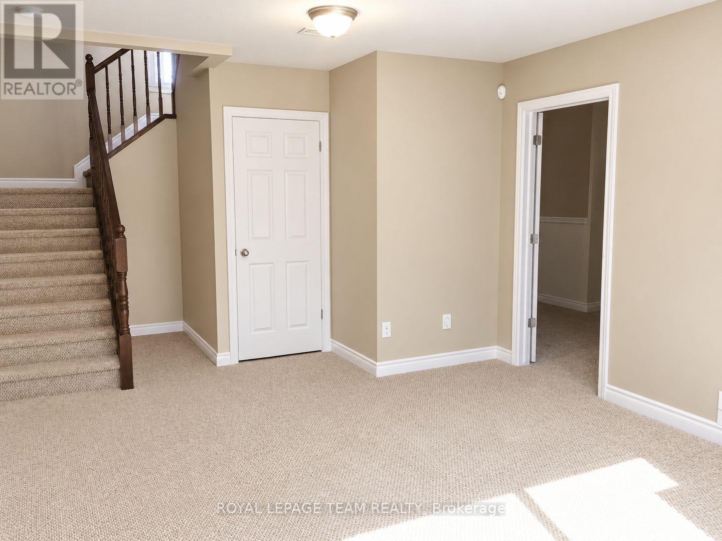 133 Forestbrook Street, Ottawa, Ontario  K2K 0A8 - Photo 14 - X13842984