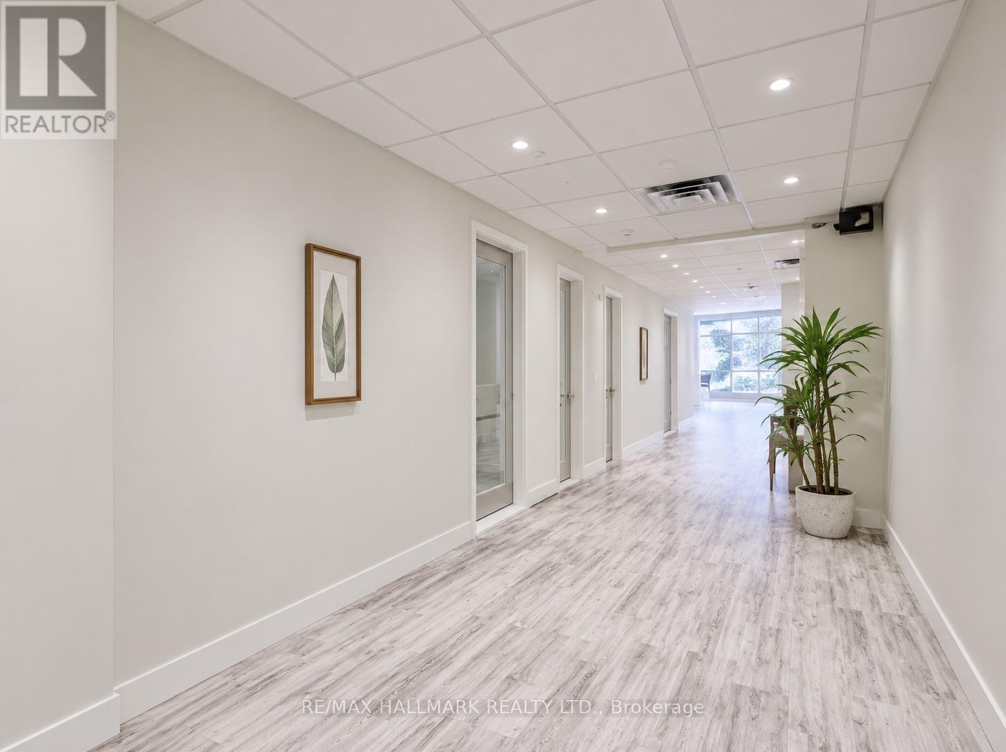 1248 Yonge Street, Toronto, Ontario  M4T 1W5 - Photo 2 - C13843016