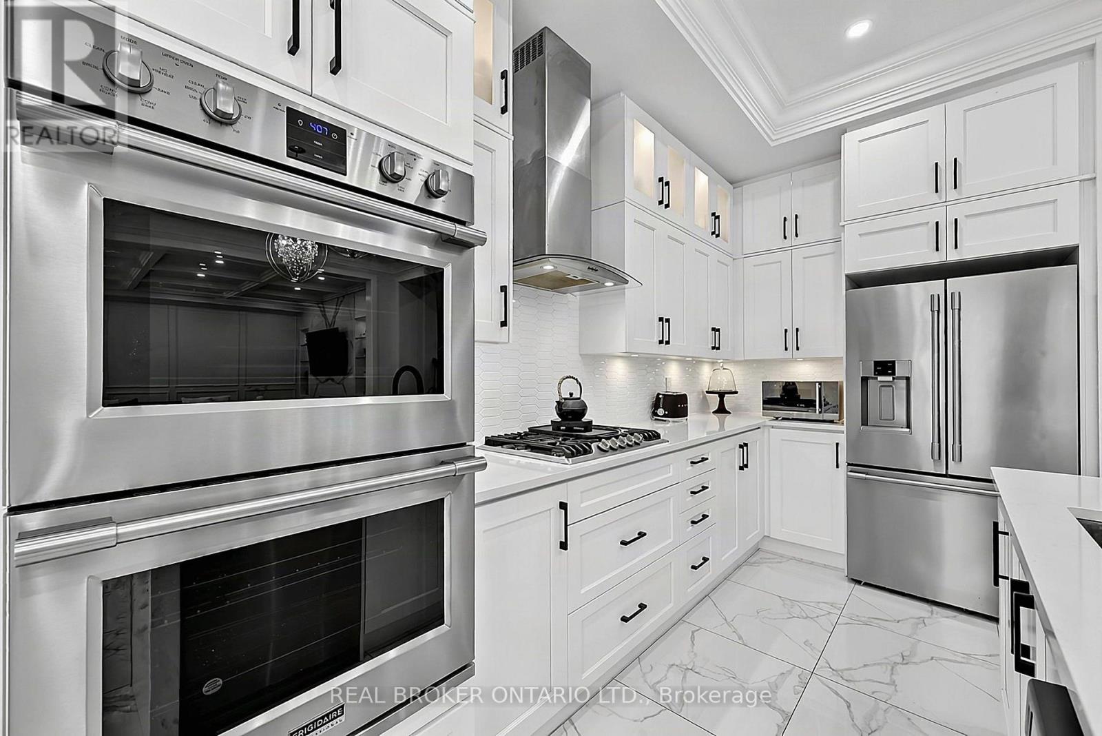 23 Marlene Johnston Drive, East Gwillimbury, Ontario  L9N 0W7 - Photo 13 - N13843064
