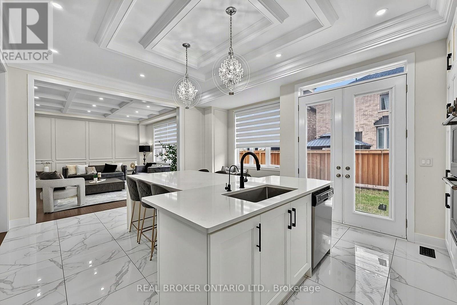 23 Marlene Johnston Drive, East Gwillimbury, Ontario  L9N 0W7 - Photo 15 - N13843064