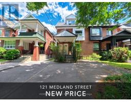 121 MEDLAND STREET, Toronto, Ontario