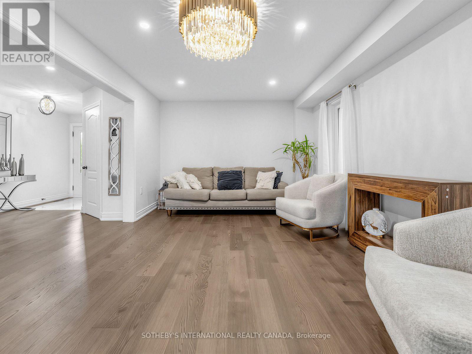 668 Driftcurrent Drive, Mississauga, Ontario  L4Z 3Z4 - Photo 10 - W13843000