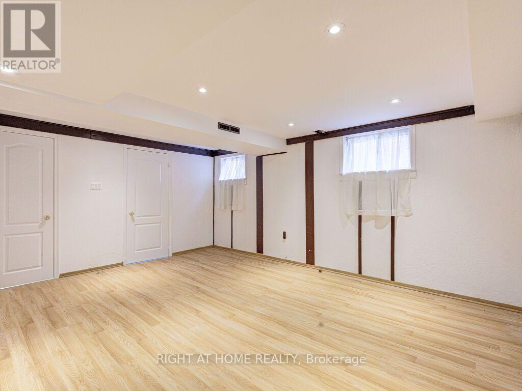 341 Rathburn Road, Toronto, Ontario  M9B 2L9 - Photo 14 - W13843042