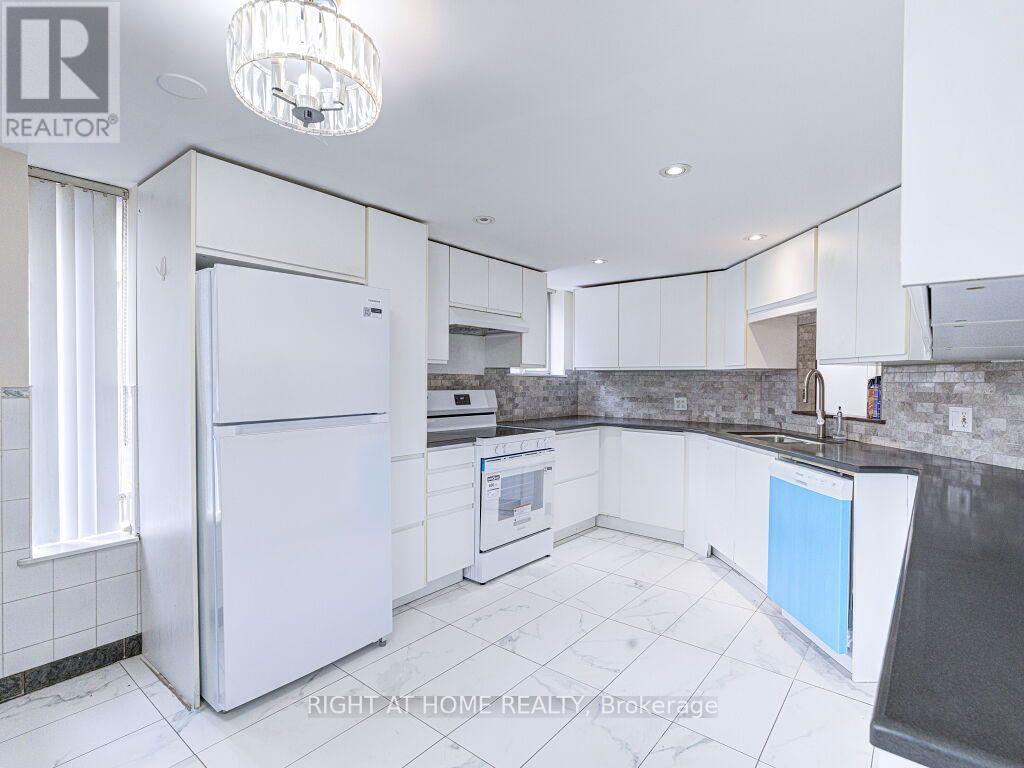 341 Rathburn Road, Toronto, Ontario  M9B 2L9 - Photo 26 - W13843042