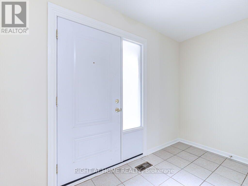 341 Rathburn Road, Toronto, Ontario  M9B 2L9 - Photo 4 - W13843042