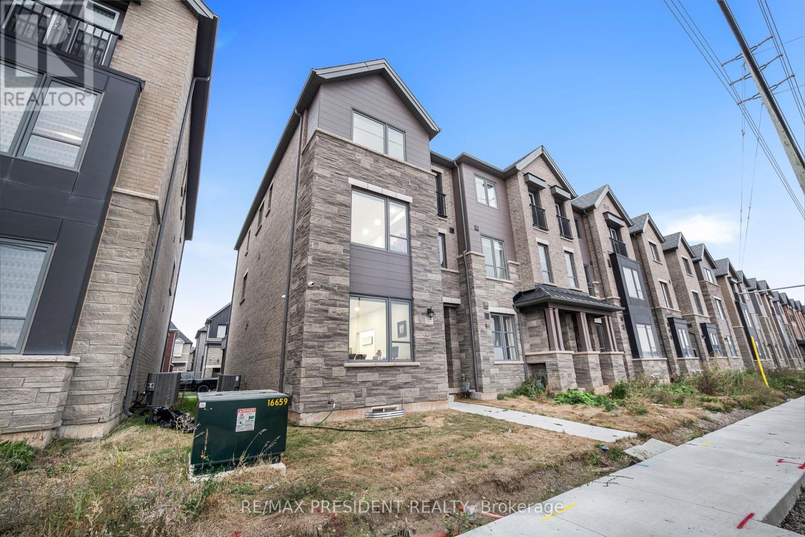 3377 Sixth Line, Oakville, Ontario  L6H 0Y7 - Photo 4 - W13843096