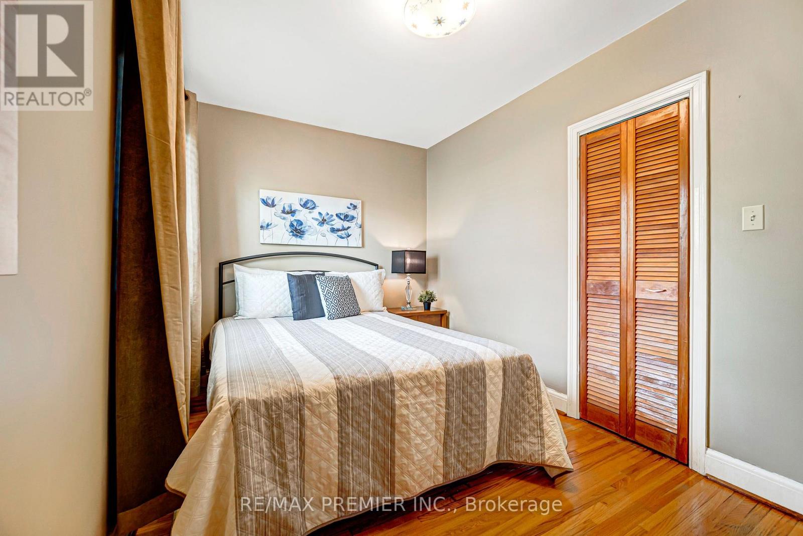 240 Calvington Street, Toronto (Downsview-Roding-Cfb), Ontario  M3M 2N4 - Photo 29 - W13843122