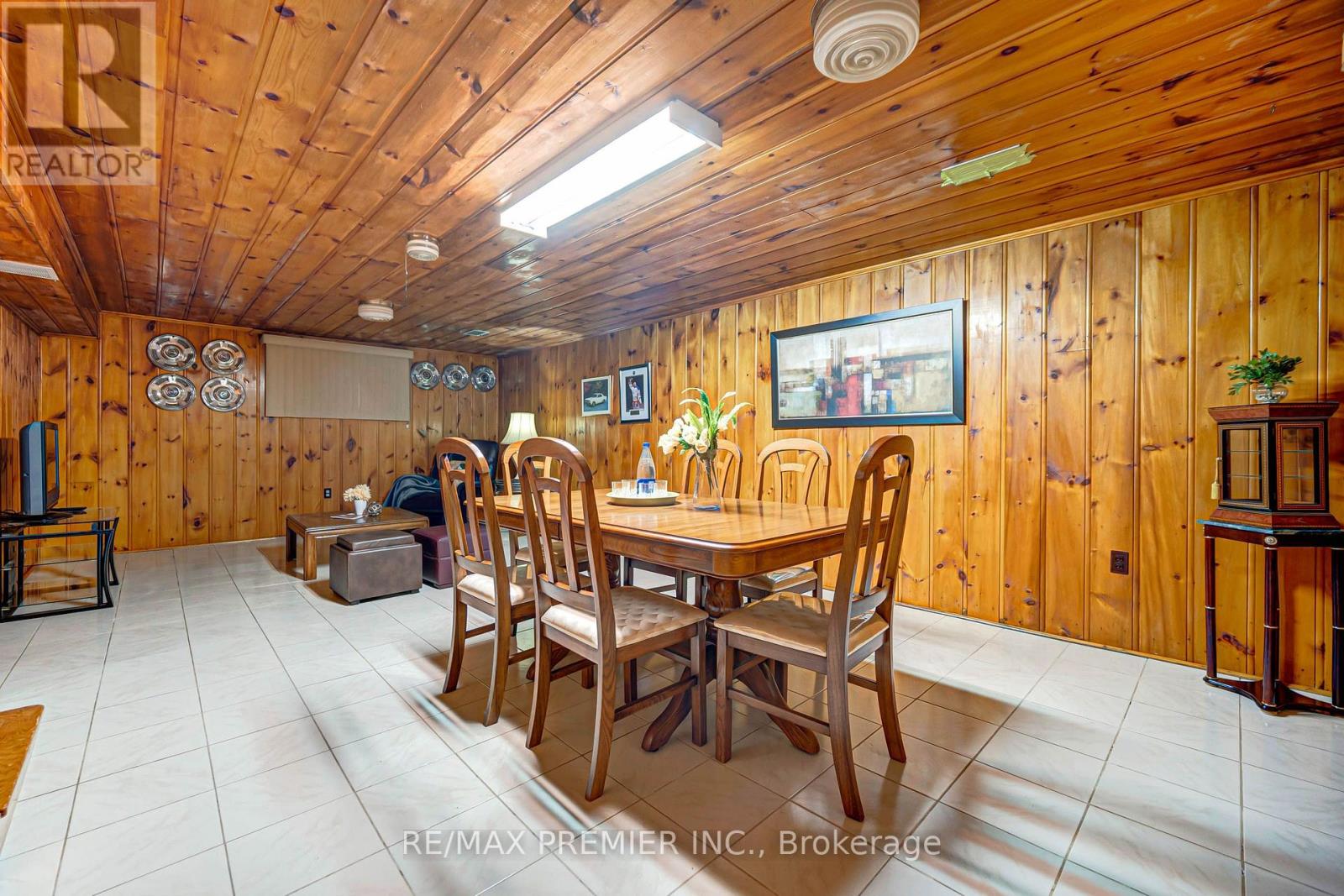 240 Calvington Street, Toronto (Downsview-Roding-Cfb), Ontario  M3M 2N4 - Photo 37 - W13843122