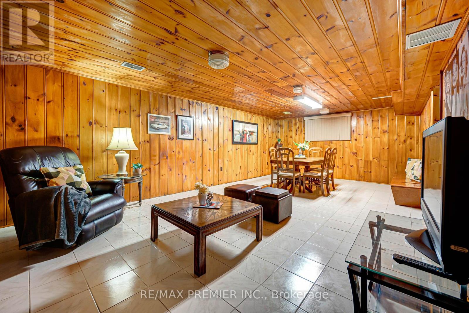 240 Calvington Street, Toronto (Downsview-Roding-Cfb), Ontario  M3M 2N4 - Photo 40 - W13843122