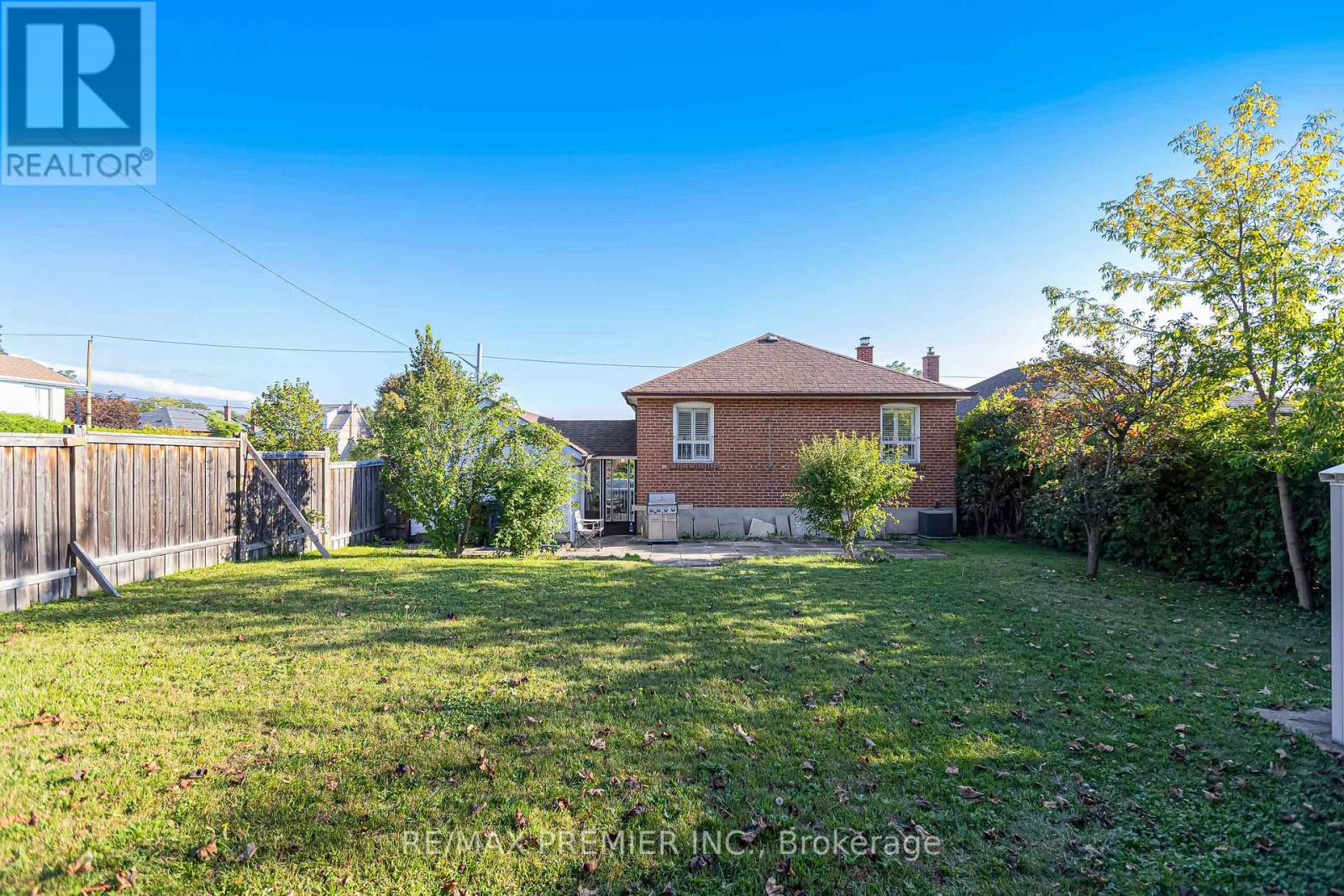 240 Calvington Street, Toronto (Downsview-Roding-Cfb), Ontario  M3M 2N4 - Photo 49 - W13843122