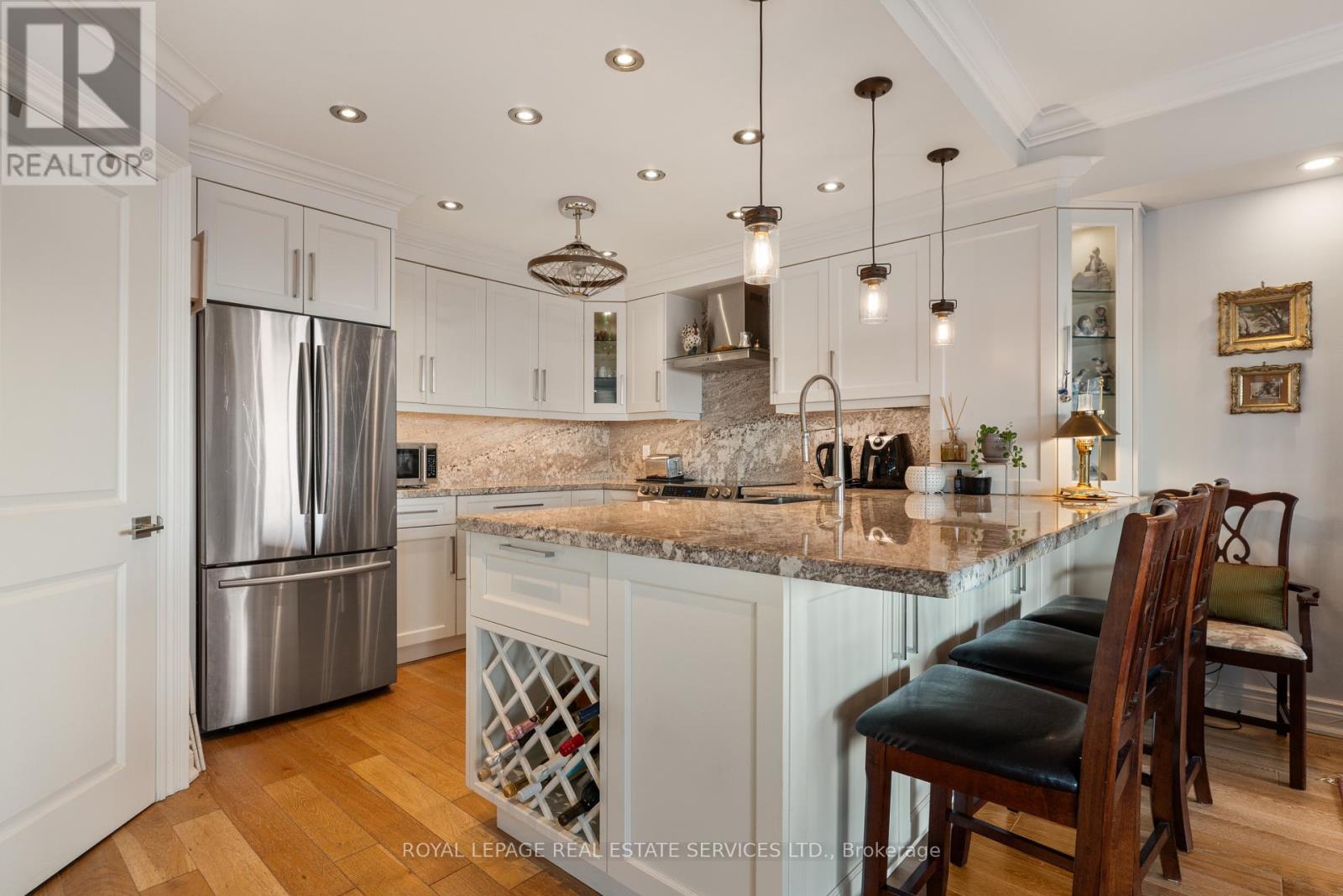 1304 - 2267 Lake Shore Boulevard W, Toronto, Ontario  M8V 3X2 - Photo 4 - W13836690