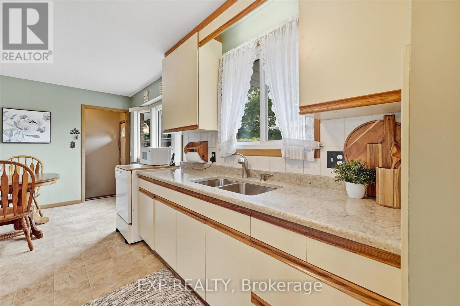 6495 Bracken Street, Niagara Falls, Ontario  L2E 5J5 - Photo 14 - X13842998