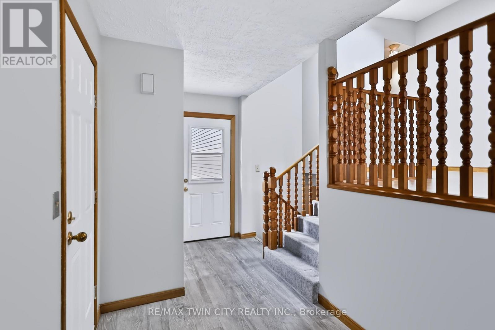 79 Hobart Crescent, Brantford, Ontario  N3P 1T7 - Photo 4 - X13843030