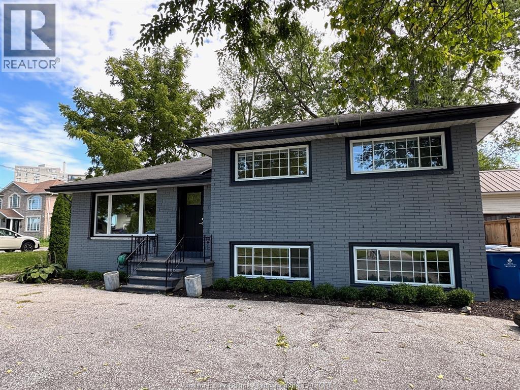 8177 RIVERSIDE DRIVE East, Windsor, Ontario