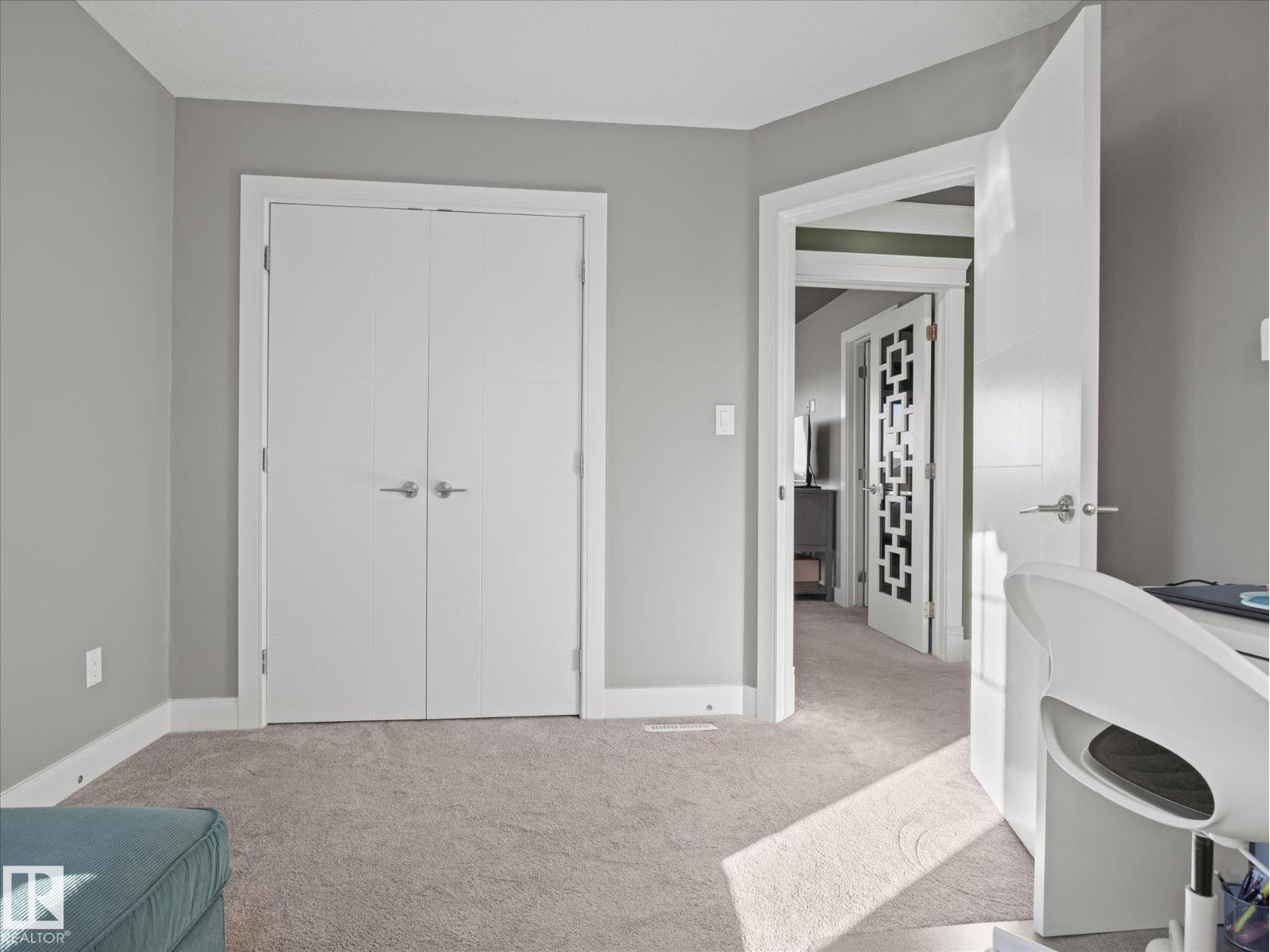 28 DANFIELD PL