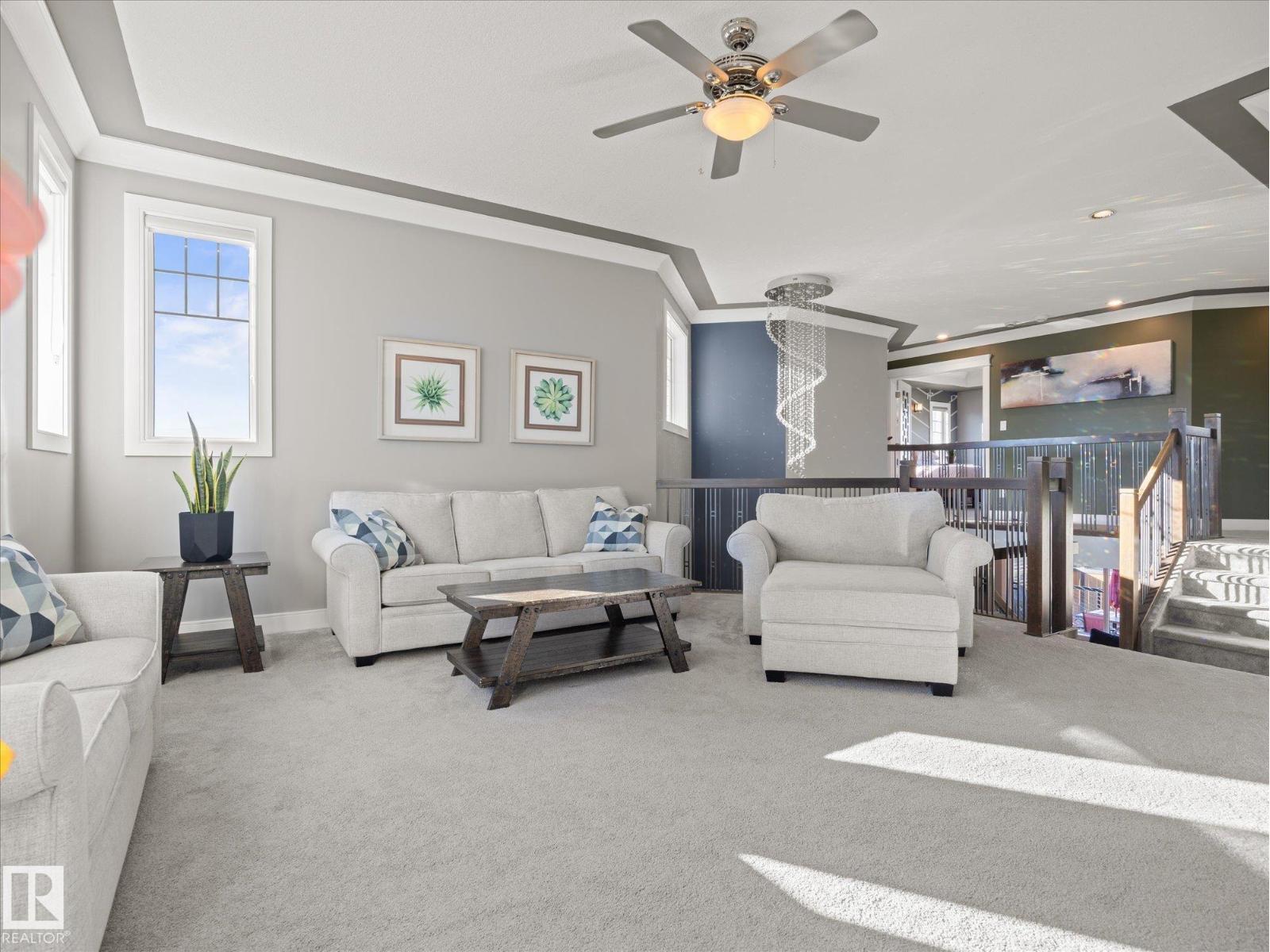 28 DANFIELD PL
