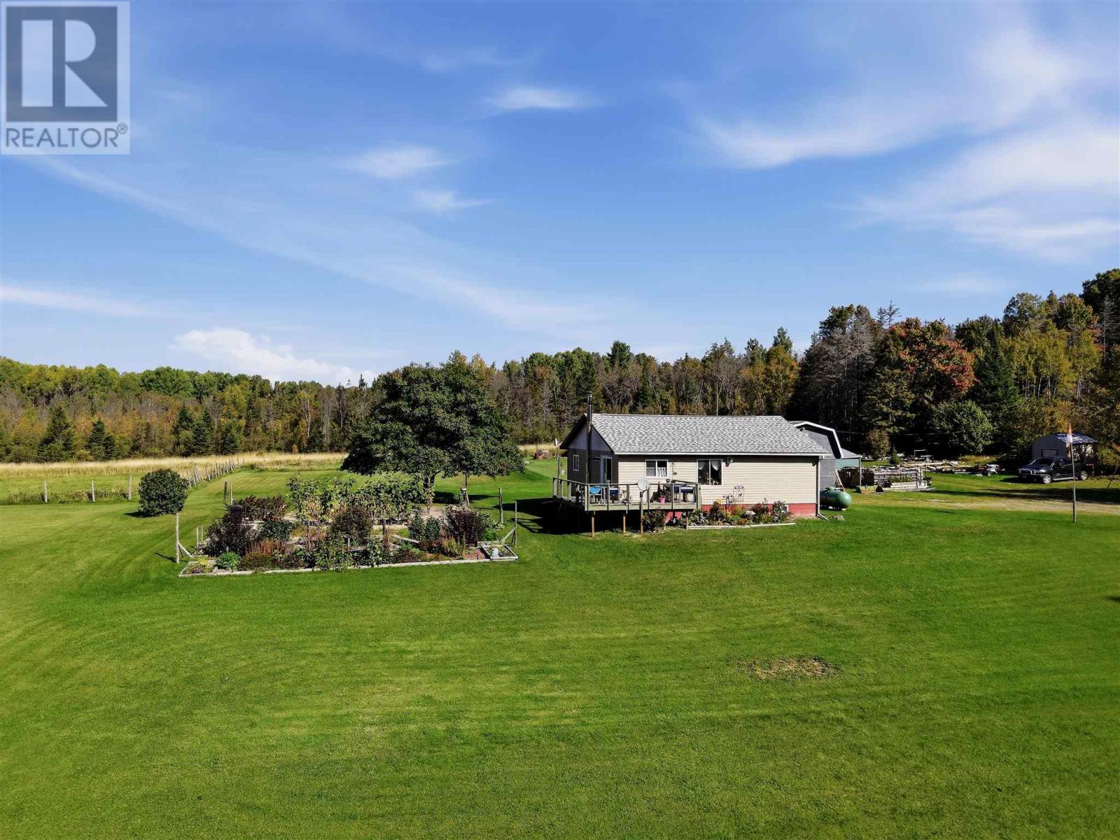 76 Chiblow Lake Rd, Iron Bridge, Ontario  P0R 1H0 - Photo 9 - SM262636