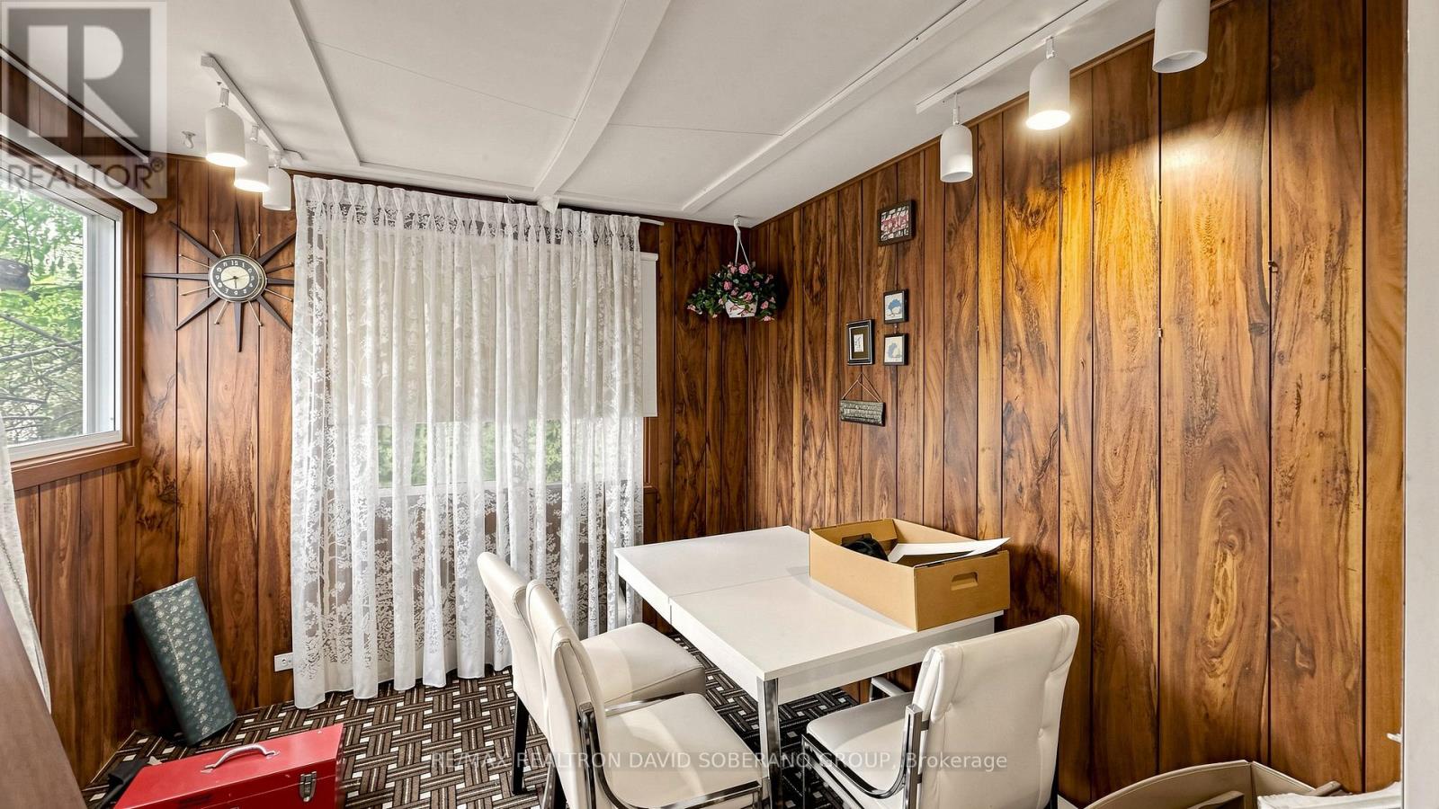 108 York Downs Drive, Toronto, Ontario  M3H 2G7 - Photo 9 - C13838618