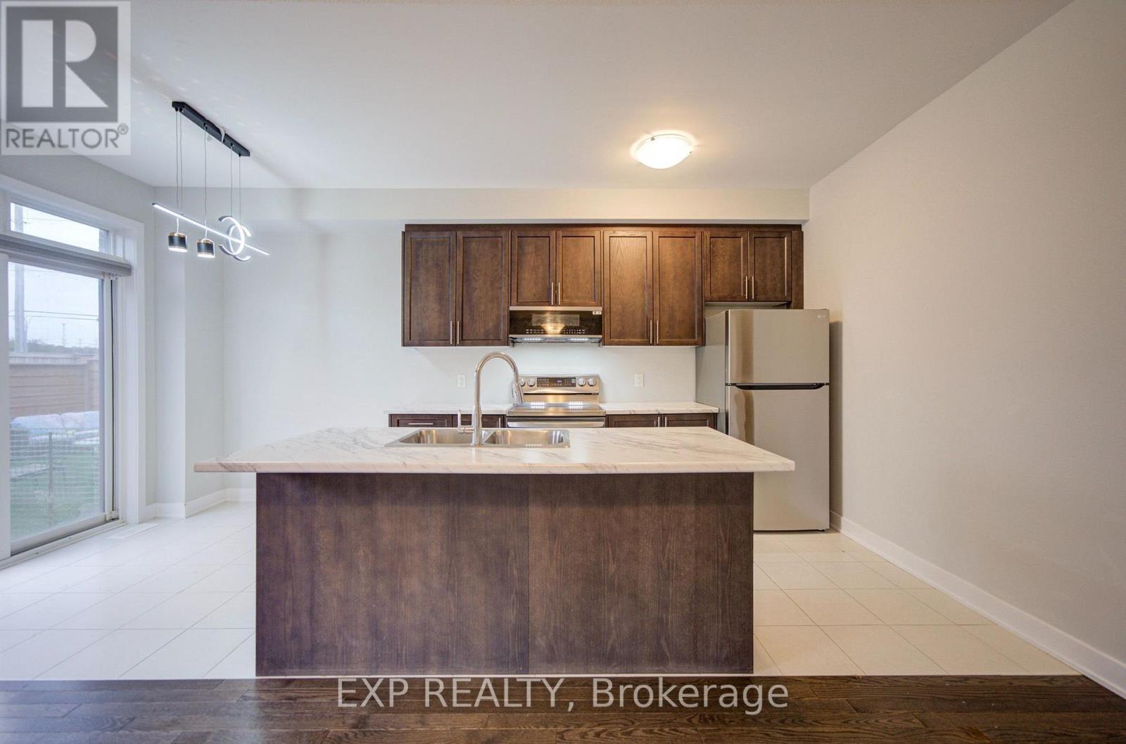 1095 Thompson Drive, Oshawa, Ontario  L1L 0V5 - Photo 15 - E13837296