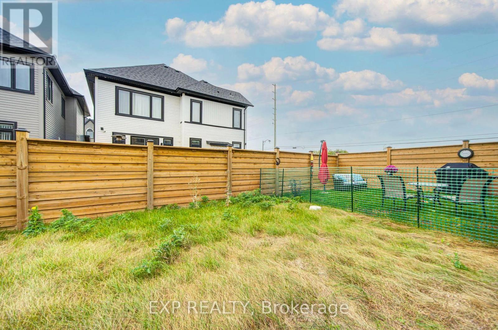 1095 Thompson Drive, Oshawa, Ontario  L1L 0V5 - Photo 47 - E13837296